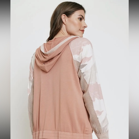 23. Mystree Camouflage Jacket & Jogger Set  Rose Coral NWT - Picture 13 of 13